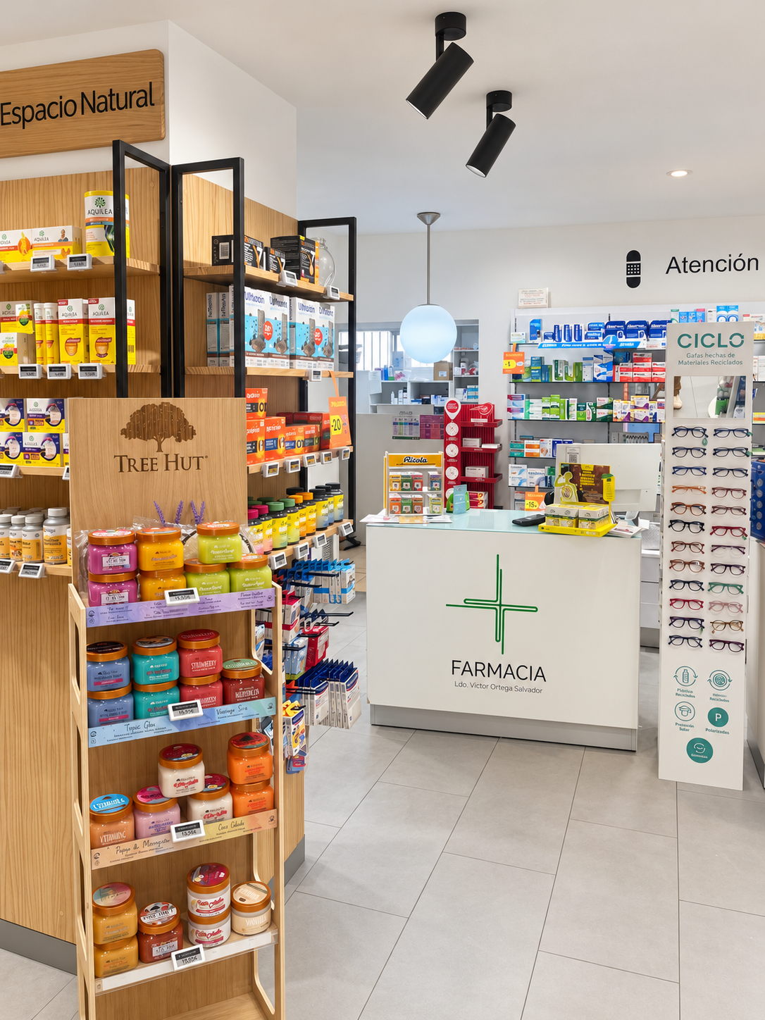 Mostrador de Farmacia Víctor Ortega Salvador